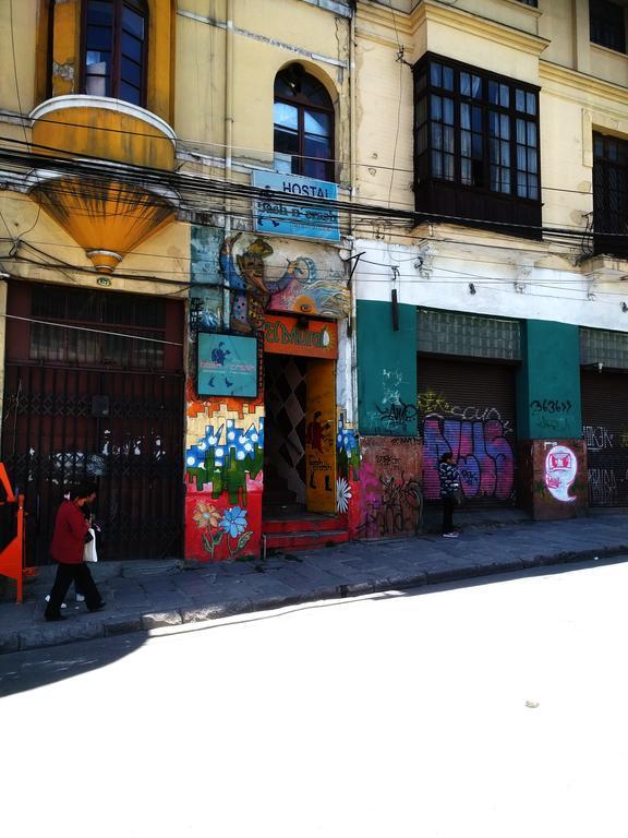 Hostal Bash And Crash *